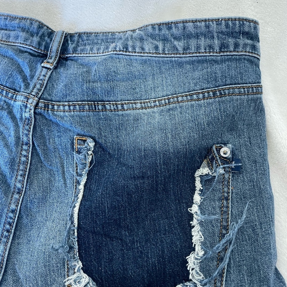 Pilcro Blue Distressed Women Jeans - Picture 11 of 11
